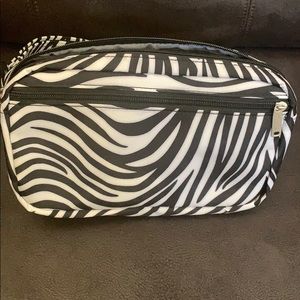 Zebra fanny